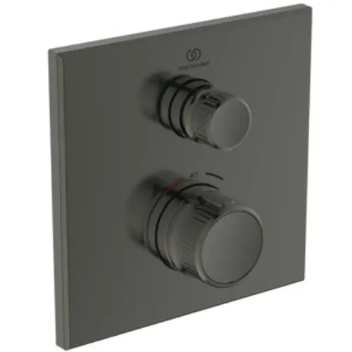 Brausethermostat von Ideal Standard in mattem Schwarz mit zwei runden Verstellknöpfen zur Temperatur- und Wassermengenregulierung auf quadratischem Montagepanel.